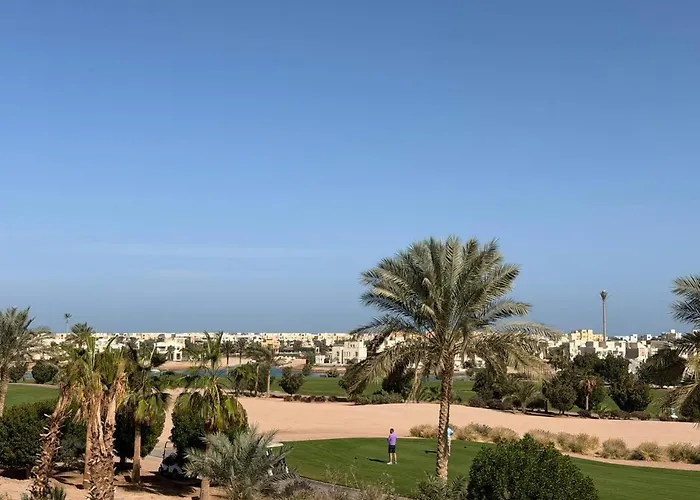 Fairways Golf & Lagoon View Apartment